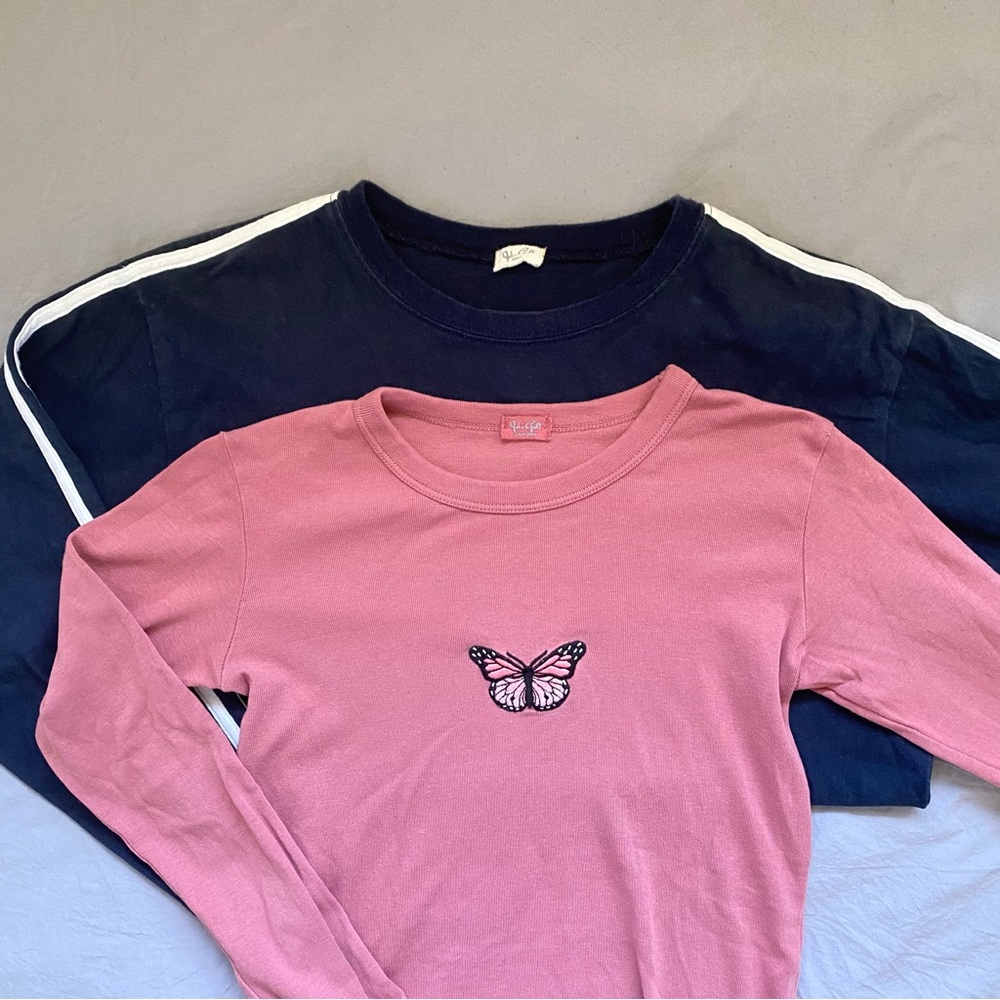 2 long sleeve shirts bundle